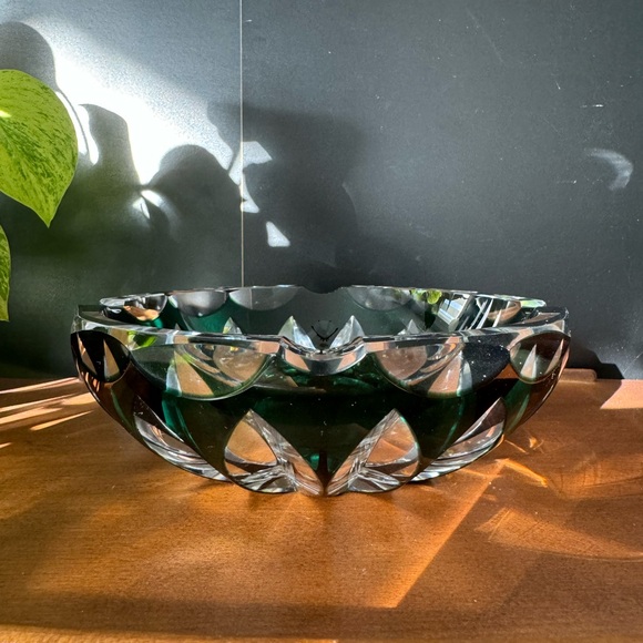 Val St Lambert Emerald Green Cut-to-clear Crystal Ashtray - Picture 4 of 7